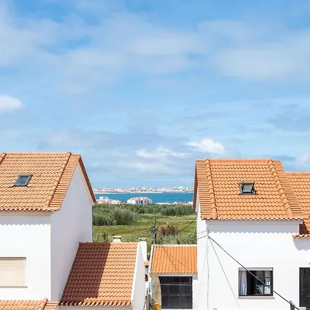 Pointsurprise House Baleal