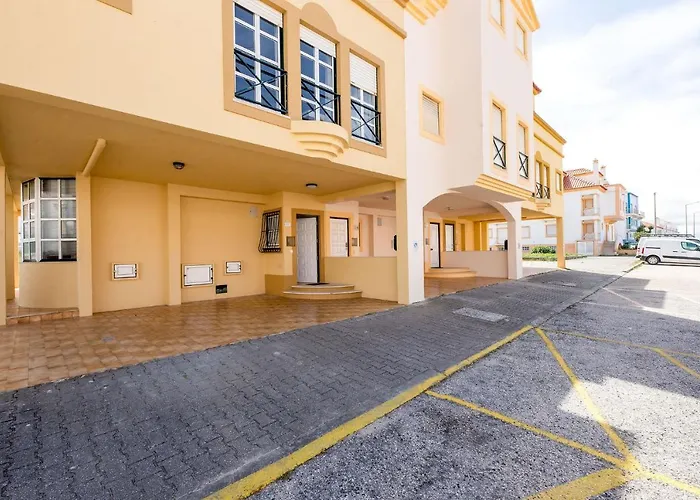 Pointsurprise House *