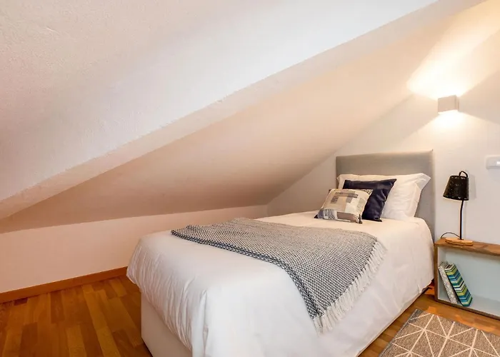 Pointsurprise House Апартаменты Балеал