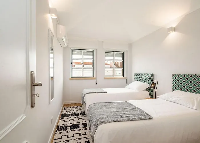 Pointsurprise House Апартаменты